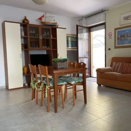 Holiday home Civico 8bis Casa Vacanze *